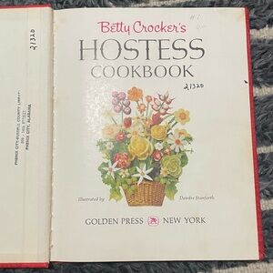 Betty Crocker's Hostess Cookbook 1967 General Mills First 1st Edition Vintage